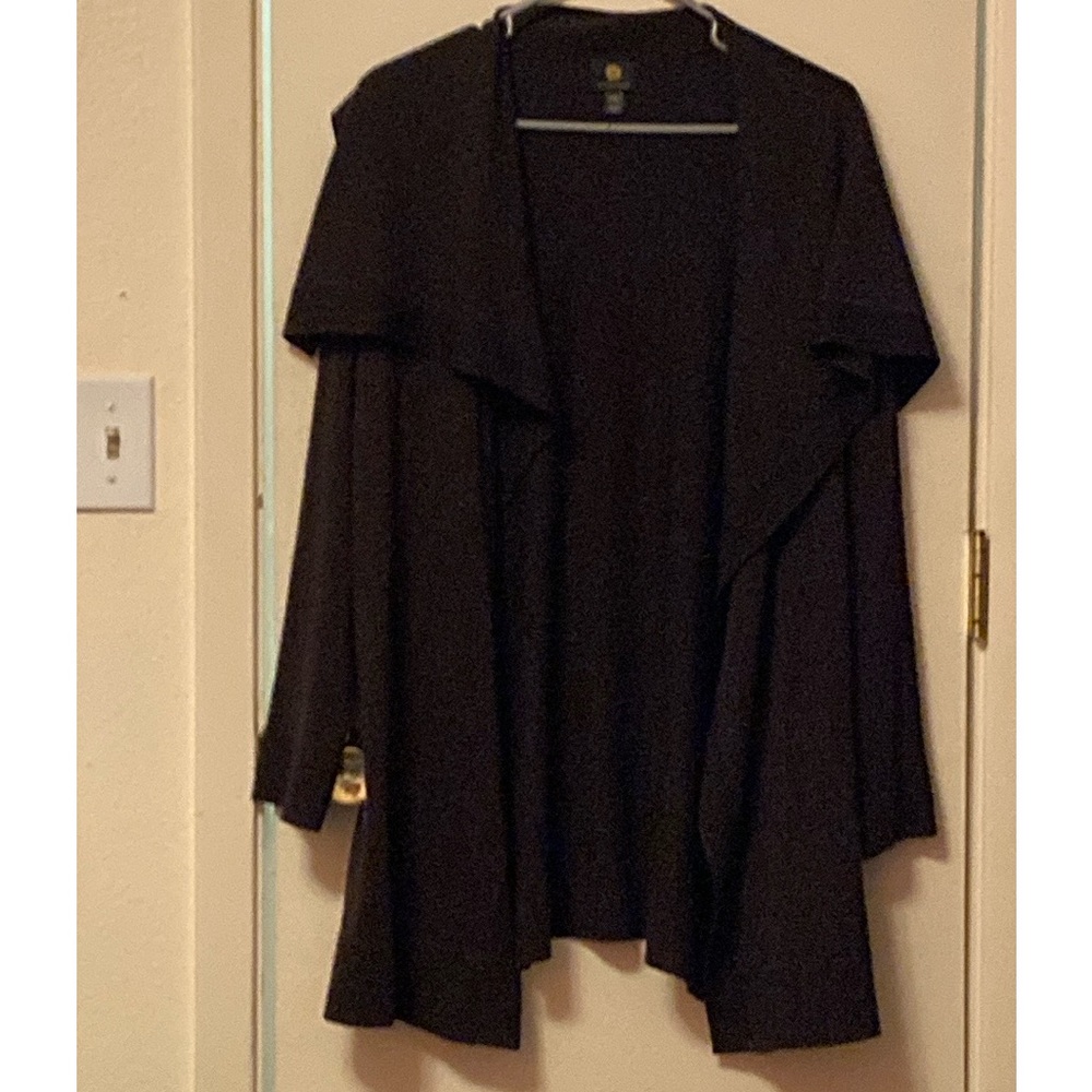 NWOT JM Collection Chocolate Brown, Wide Collar Drapes to Front. Size PXXL.